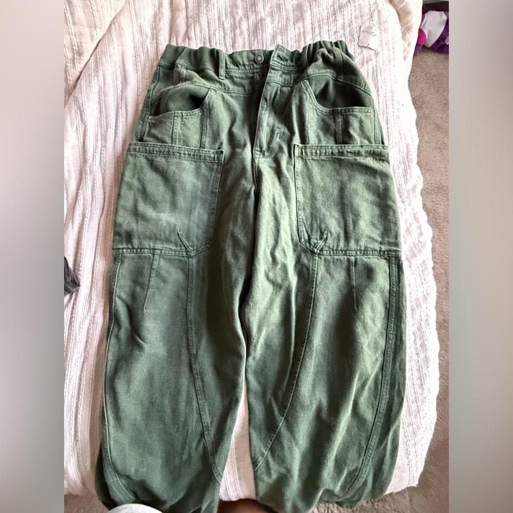 We The Free Olive Green Jeans, Medium